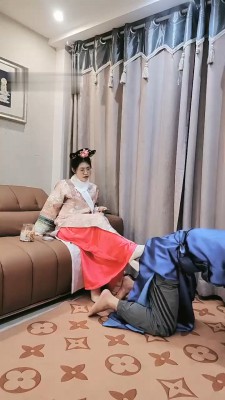 图片[2]_【嘉妮】制服诱惑-格格装虐太监狗_绳艺库视频下载