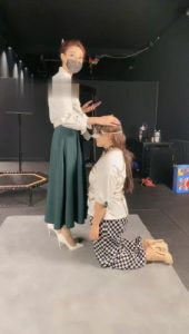 【冰诺】母畜-抽纸牌艺术贱奴_绳艺库视频下载