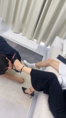 图片[2]_【狗哥】情侣主-当着情人的面尽情羞辱_绳艺库视频下载