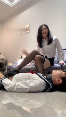 图片[7]_【小麦】小狗初尝试女装_绳艺库视频下载