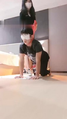 图片[2]_【米小唐】高帮帆布鞋骑马遛狗/原味脚闻舔_绳艺库视频下载