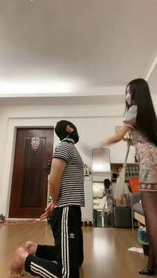 图片[7]_【奈奈生】旗袍御姐-高跟全体重踩/黑丝脚闻舔/鞋抽耳光_绳艺库视频下载