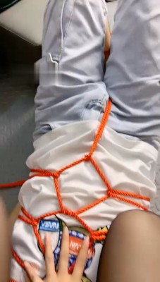 图片[8]_【奶萍】五花大绑囚禁家奴_绳艺库视频下载