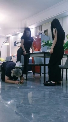 图片[9]_【幽魅】双S-桌下伺候主人用餐_绳艺库视频下载