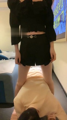 图片[4]_【暴躁小溪】开发上门按摩师吃臭脚_绳艺库视频下载