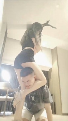 图片[7]_【月影儿】兔女郎虐哭-高跟提档/嘴叼高跟/腿绞【双视角版】_绳艺库视频下载