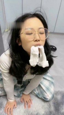 图片[10]_【橙宝】母畜-口球塞嘴/人形犬驯化/闻香发骚_绳艺库视频下载