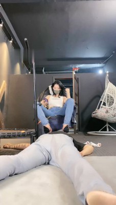 图片[7]_【冰诺】长靴高跟全体重踩地毯狗_绳艺库视频下载