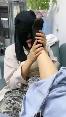 图片[7]_【雅妈妈】闺蜜偷闻我丝袜的下场_绳艺库视频下载