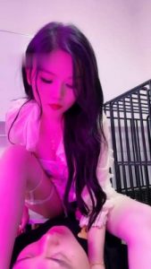 【甜心教主】吐口水吞咽/白丝诱惑闻舔_绳艺库视频下载