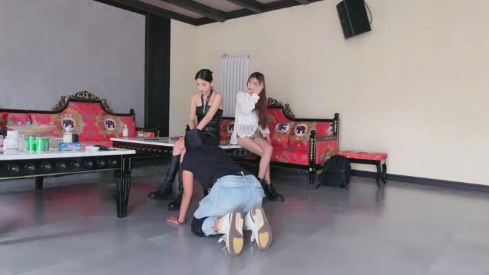 图片[2]_【苏西】双S-舔脏鞋/狗链遛狗【双视角完整版】_绳艺库视频下载