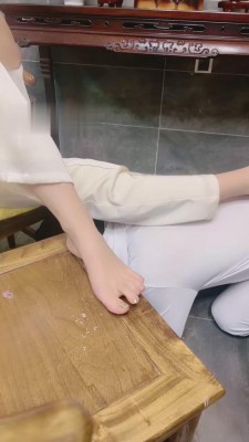 图片[3]_【沅芷大人】双狗奴-喝圣水/吃脚皮/做脚垫_绳艺库视频下载