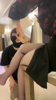 图片[2]_【梓夫人】妈妈有个bt狗儿子_绳艺库视频下载