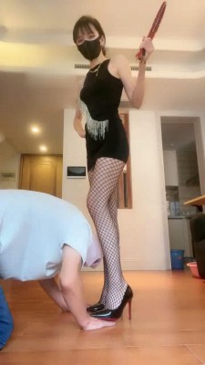 图片[3]_【艺术美学】御姐S高跟网袜调智障老狗_绳艺库视频下载