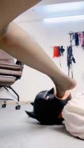 【果儿】黑丝高跟诱惑变装狗【上】_绳艺库视频下载