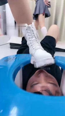 图片[3]_【cc.s】近距离闻舔原味皮鞋白袜_绳艺库视频下载