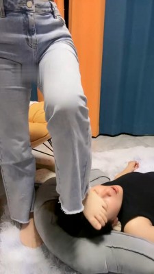 图片[5]_【伊晨】开发抖M闺蜜下跪做狗【上】_绳艺库视频下载