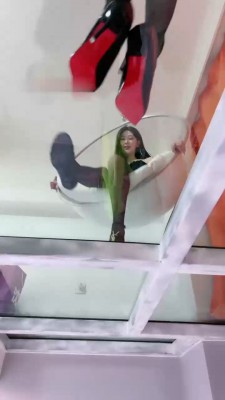 图片[9]_【艾琳】双S黑丝高跟虐/头压马桶/鞭打_绳艺库视频下载