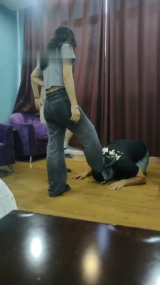 图片[7]_【最抗揍】超多素人学生主艺术虐打踢踹_绳艺库视频下载