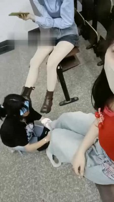 图片[2]_【爱可呀】双S教室玩闺蜜-转胯/闻舔原味【双视角版】_绳艺库视频下载