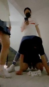 【小妮S】素人双S-耳光/臭袜子堆脸/舔脏鞋/磕头膜拜_绳艺库视频下载