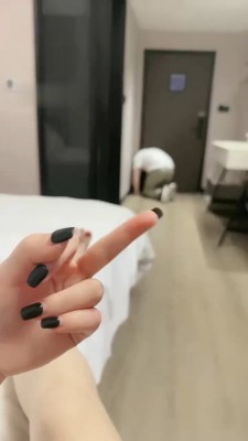 图片[5]_【知世sama】素人小姐姐-帆布鞋白袜气味辱_绳艺库视频下载