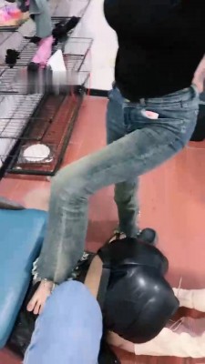 图片[3]_【女仆店S】3素人主VS母畜-强制舔/转胯耳光虐打_绳艺库视频下载