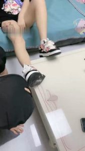 【蜜糖】主人下班圈养狗伺候_绳艺库视频下载