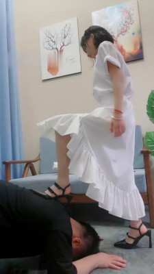 图片[2]_【素人星探】素人S-音乐研究生小姐姐首调_绳艺库视频下载