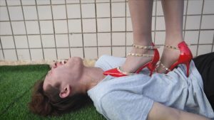 『奴隶岛』—麦可颂灰丝踩踏深喉吐_绳艺库视频下载