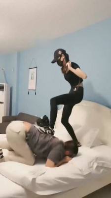 图片[3]_【美娜格格】暴打偷原味的狗-提档耳光鞭打【双视角版】_绳艺库视频下载