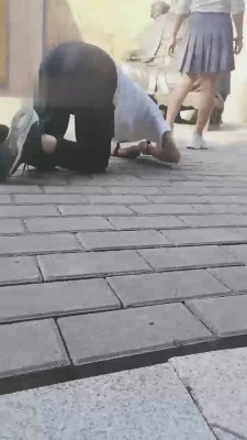 图片[7]_【冰爷】公园偶遇抖M路人虐废_绳艺库视频下载