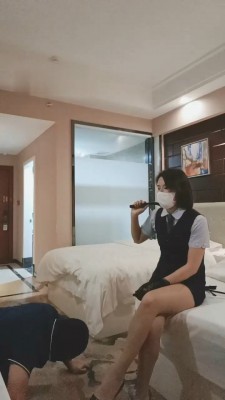 图片[3]_【芊兮殿下】银行女职员虐客户【中下合集】_绳艺库视频下载