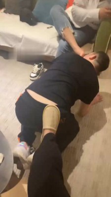 图片[5]_【做你后妈】偷看闺蜜玩狗奴【中下合集】_绳艺库视频下载