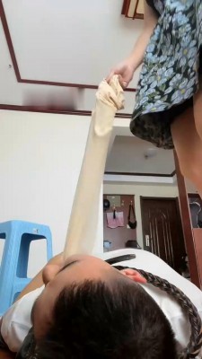 图片[9]_【悦主大大】骑马/高跟肉丝闻舔/狗链遛狗/吃丝袜_绳艺库视频下载