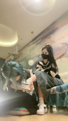 【桃幼幼】发骚闺蜜下跪做狗/袜子塞嘴_绳艺库视频下载