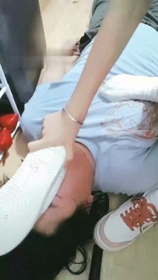 图片[5]_【奶味小仙女】洛丽塔白袜猛踩狗脸_绳艺库视频下载