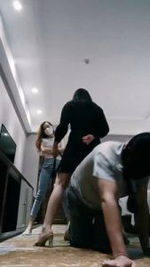 【多多】双S-骑马骑脖子/踩脖子/圣水羞辱_绳艺库视频下载