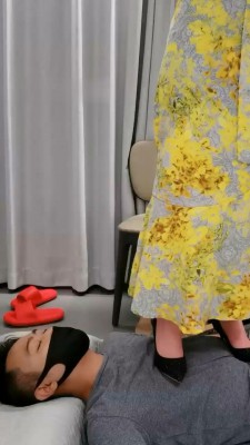 图片[4]_【安安】高跟丝袜皮鞋全体重踩踏_绳艺库视频下载