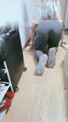 图片[10]_【奶味小仙女】洛丽塔白袜猛踩狗脸_绳艺库视频下载