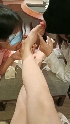图片[8]_【爱可呀】双学姐争抢当狗伺候-闻舔鞋袜/骑马钻胯【完整版】_绳艺库视频下载