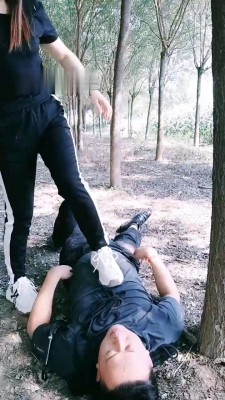 图片[7]_【郡主大人】户外-强行捆绑袜子塞嘴鞭打【双视角版】_绳艺库视频下载