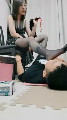 图片[5]_【芊心】黑丝高跟恋足舔【完整版】_绳艺库视频下载