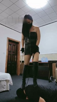 图片[9]_【魔蝎】长靴女王重度刑虐_绳艺库视频下载