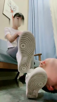 图片[6]_【素人星探】深喉必购-揪耳朵耳光骑马踩踏_绳艺库视频下载