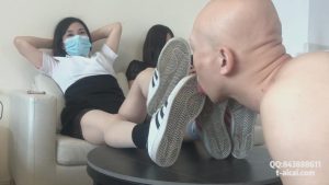 【素人S】开发足浴店姐姐上门《双人阿迪板鞋羞辱》_绳艺库视频下载