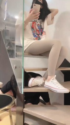 图片[2]_【万一】情侣主虐绿帽-人体擦鞋器【下】_绳艺库视频下载