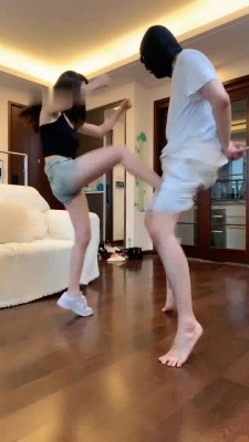 图片[7]_【夏芙/宝爷】双S小白鞋碾压-花式踩跺/连环耳光【双视角版】_绳艺库视频下载