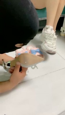 图片[8]_【蜜糖情侣】情侣鞋子舔到舌头出血_绳艺库视频下载