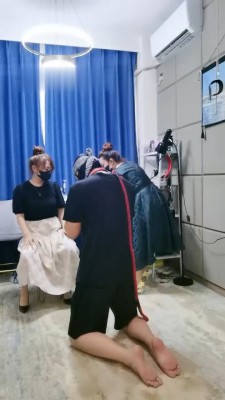 图片[7]_【魔鬼天使】姐妹花逮住猥琐邻居虐_绳艺库视频下载